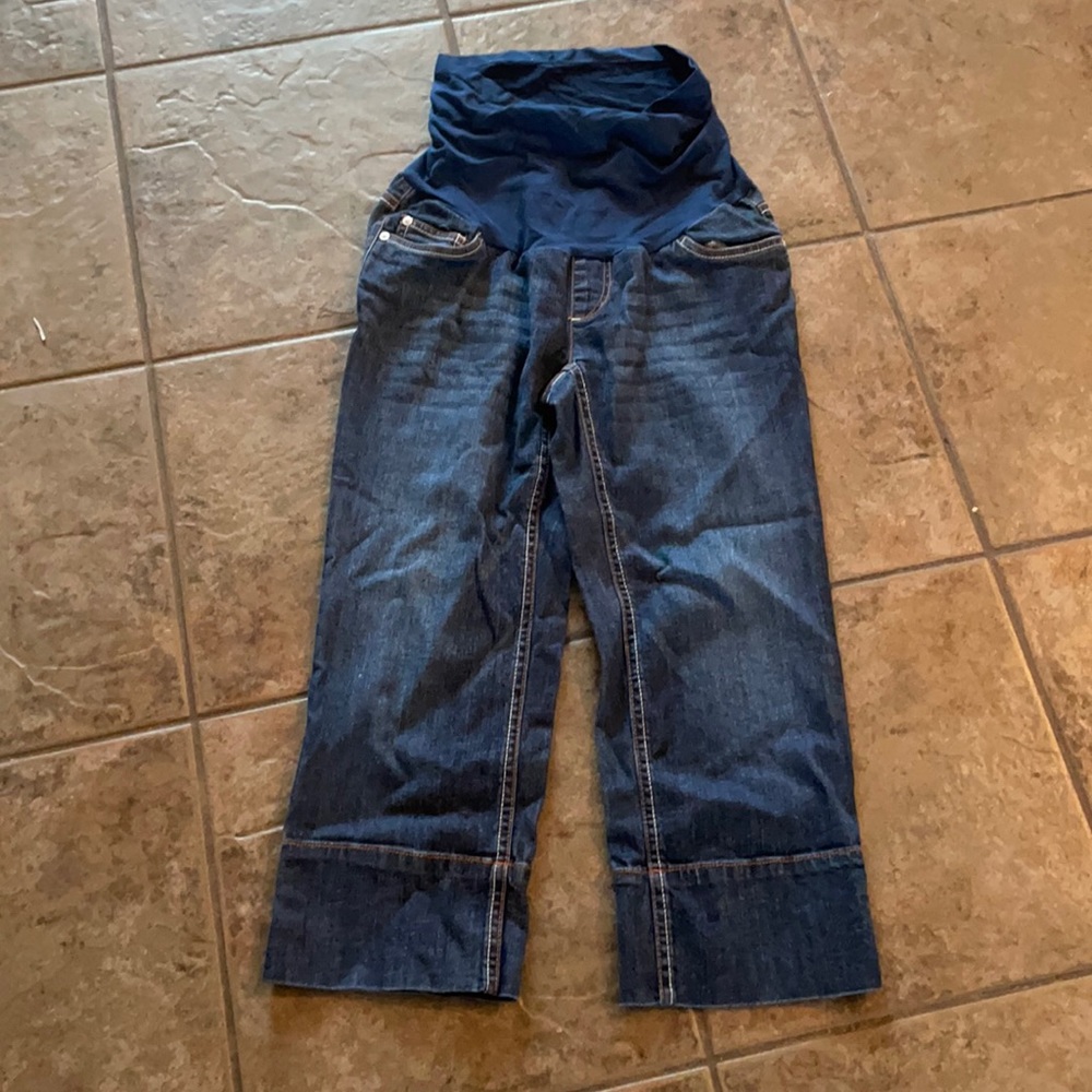 Size Small Maternity Capri Jeans